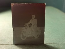 Foto Negativo In Vetro Bianco E Nero CM. 6 X 4,3  Uomo Su Moto