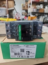 Nuovo SCHNEIDER LC1D50A -