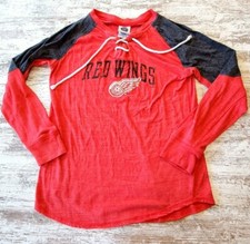 Womens Detroit Red Wings Top Size Medium Multi Color NHL
