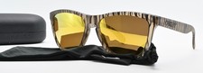 Occhiali da sole Oakley OO9013-67 55-17 133 Frogskins stampa zebrata giallo a specchio