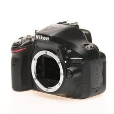 Nikon D5200 (nero) circa 4.000