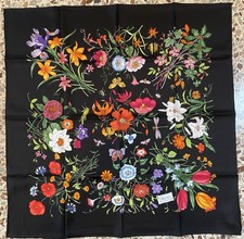 Gucci such seiden Flora Foulard Carrè in Seta - Silk Carrè