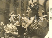 1955 ca NAPOLI Festa S. Lucia - Corteo reale - Figuranti con il sorbetto *Foto