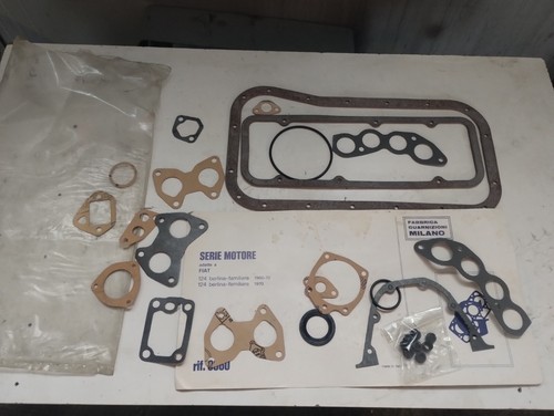 Kit guarnizioni motore per
