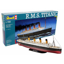R.S.M. TITANIC KIT 38,5 cm   1:700 Revell Kit Navi Modellino Nuovo
