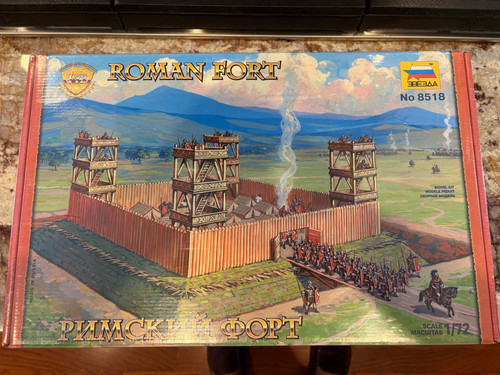 Roman fort zvezda 8518 raro - roman,