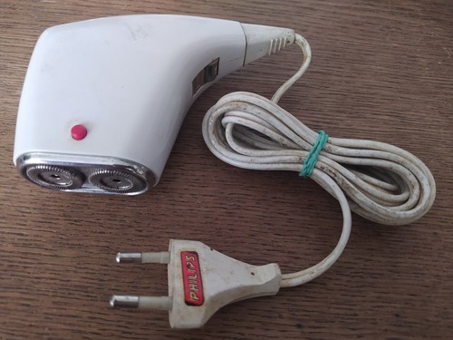 Rasoio elettrico philips - elettrico,
