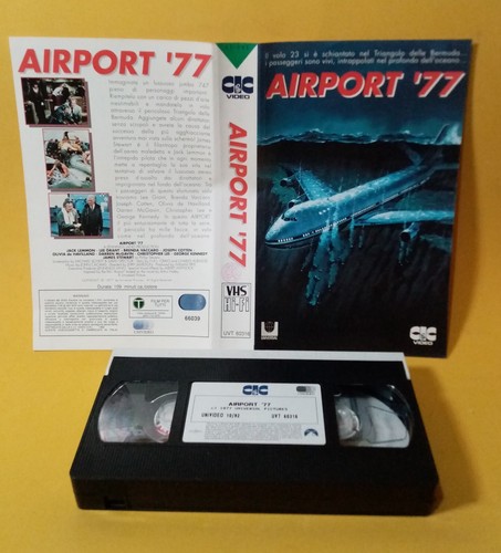 Vhs b258 airport 77 - vhs,