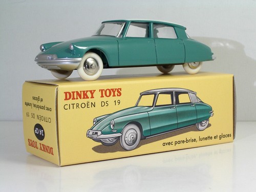 Dinky toys citroen ds - 24, 19