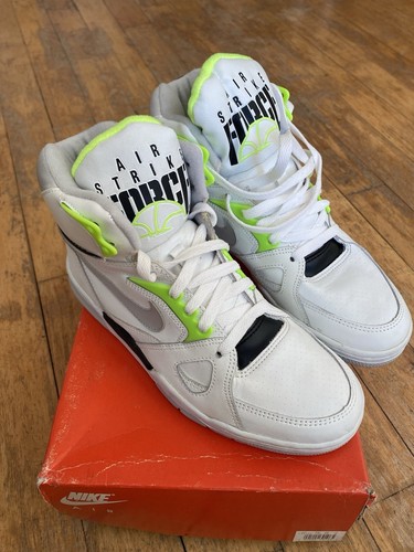 Nike air strike force high - force,