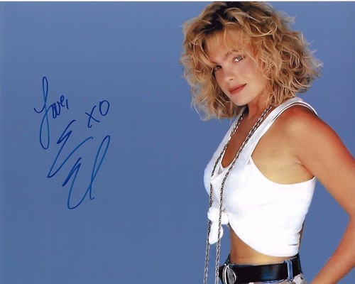 Foto firmata erika eleniak - firmata,