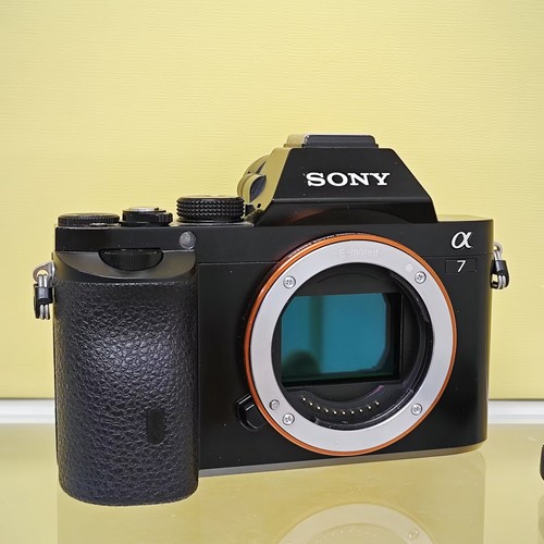 Sony alpha 3 megapixel - sony,