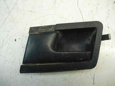 FRONT RIGHT INTERIOR HANDLE /