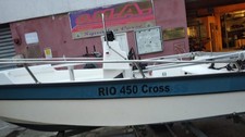 barca con carrello rio 450