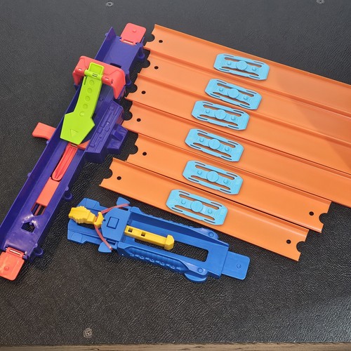 Hot wheels track - wheels, builder