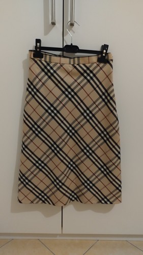 Gonna burberry london - gonna,