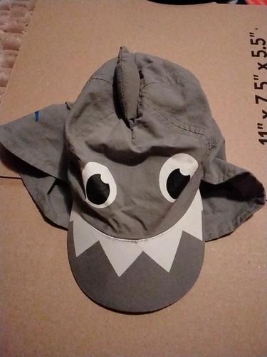 Cappello squalo neonati