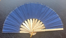 Ventaglio Mano Bambù Panno Blu Bianco Pois Fatto a Mano Indonesia Avenico Estate 239