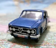ALFA ROMEO Giulia Super 1300 -