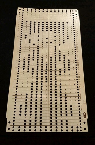 Una carta perforata mano - perforata, a