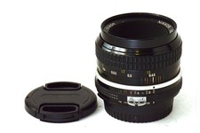 Obiettivo manuale Nikkor 50mm