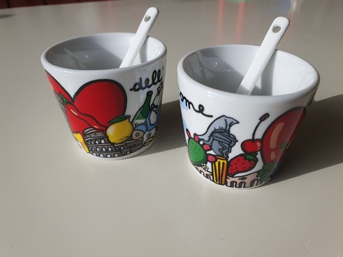 Set tazzine complete di - tazzine,