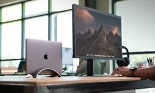 BookArc - stand per MacBook