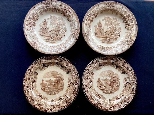 Quattro piatti soc ceramiche - piatti, soc.