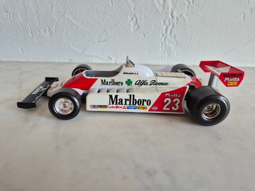 Voiture burago alfa romeo - -,