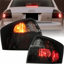 Kit Luci Posteriori Alogene in Fumo per Audi A4 B6 Berlina 2000-2004 Omologate E