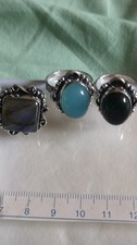 3 SILVER RINGS WITH NATURAL