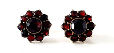 ORECCHINI GRANATO ° GRANATO