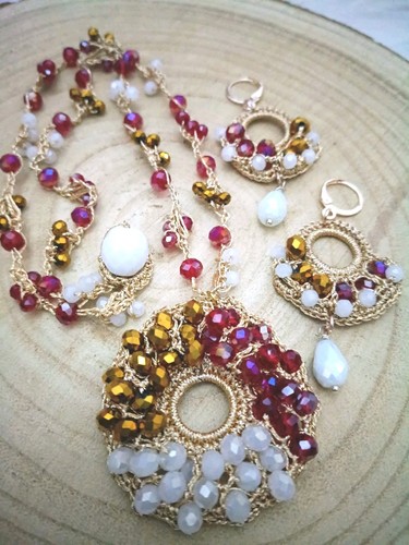 Parure collana orecchini - e,