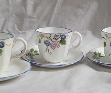 3 tazze e piattini antichi a