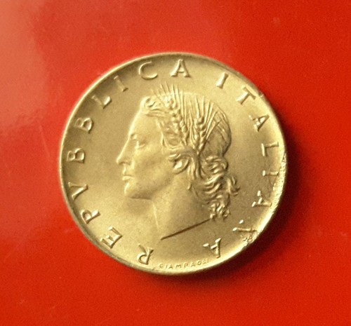 Lire 1979 errore punto di - lire,