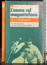 Uomo col magnetofono - col,