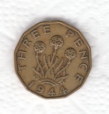 N  54   INGHILTERRA   RARA  MONETA  3  PENCE  1944