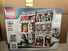 LEGO CREATOR EXPERT Pet Shop