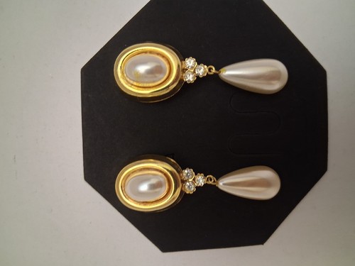 Orecchini color oro con - color,