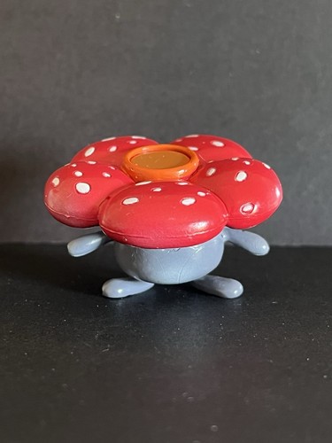 Vileplume tomy pokemon figure - pokemon,