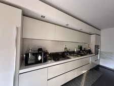 Cucina Ernestomeda completa di elettrodomestici usata