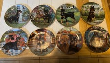 Danbury Miniatura Pinscher Plate Collezione come nuova con portapiatti in legno