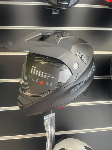 Casco integrale swaps - , crux