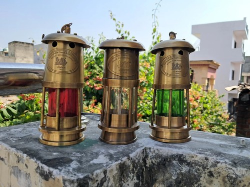 Antica lampada olio in - antica,
