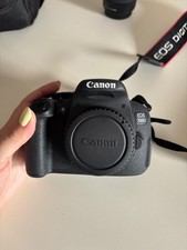 macchina fotografica canon EOS700D