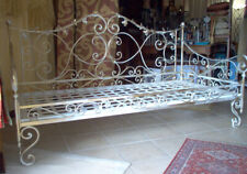 DIVANO LETTO in FERRO BATTUTO . Realizzazioni Personalizzate . 931
