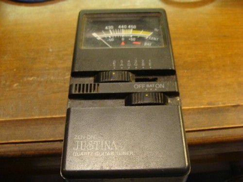 Justina accordatore chitarra - justina,