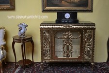 Servante-vetrina dorata stile Luigi XVI