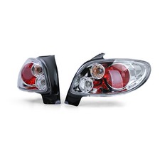 Fanali posteriori trasparenti