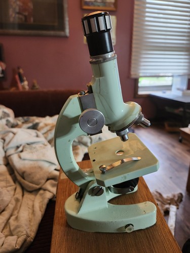 Microscope used - microscope,